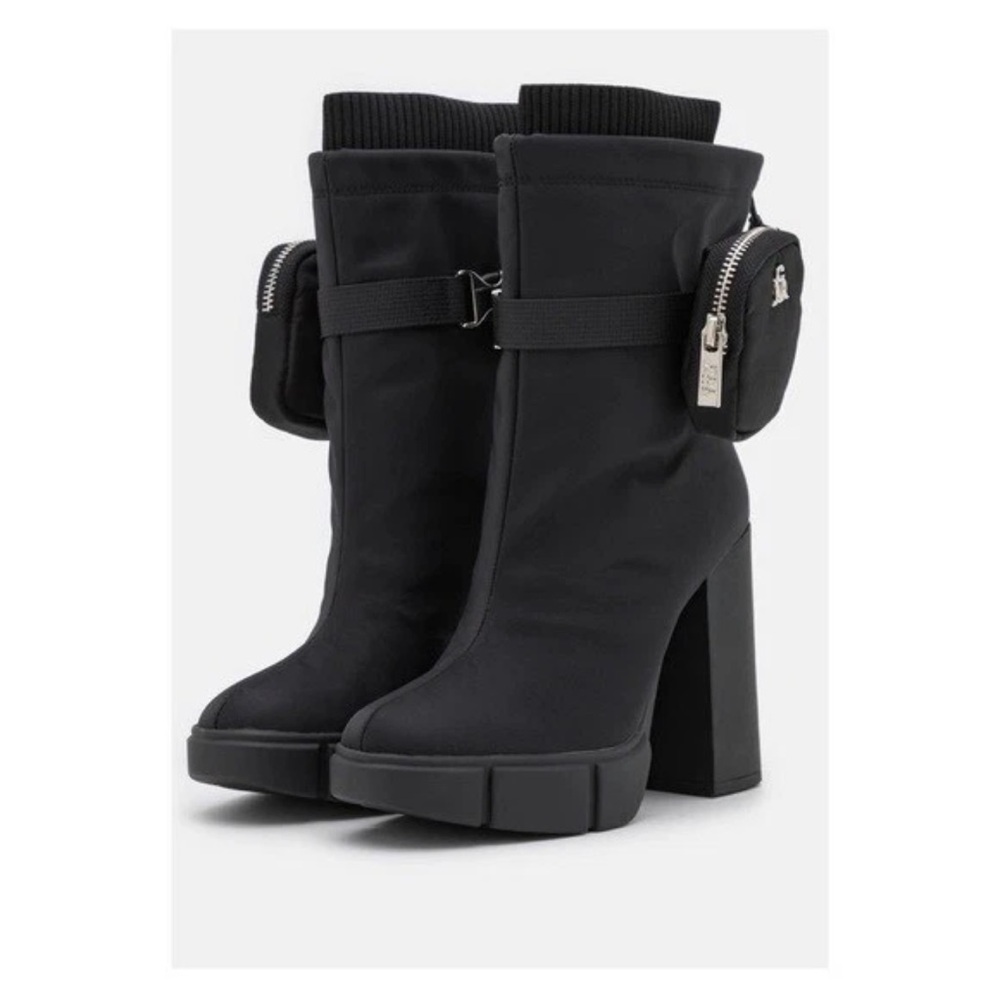 New! STEVE MADDEN RiseUp Zip Pocket Nylon Platform Square Heel Ankle Boots - Picture 3 of 15